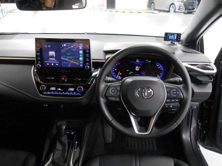 Corolla Sport Hybrid G "Style Package" - Image 4